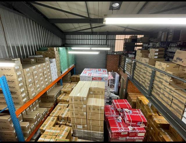 INDUSTRIAL PROPERTY TO RENT IN HENNOPSPARK